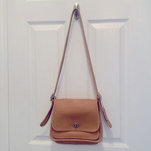 Vintage Coach Rambler - camel colored